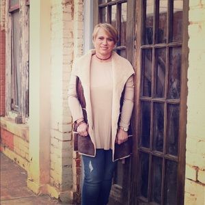 Meet your Posher, Angela